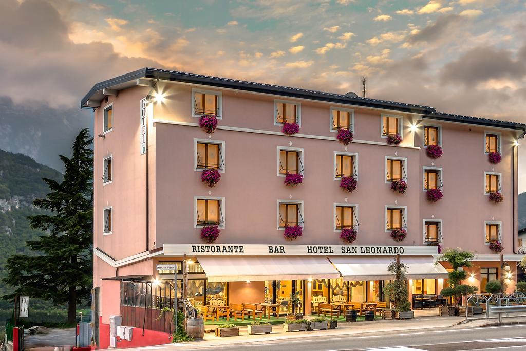 Vigolo Baselga Hotel San Leonardo מראה חיצוני תמונה