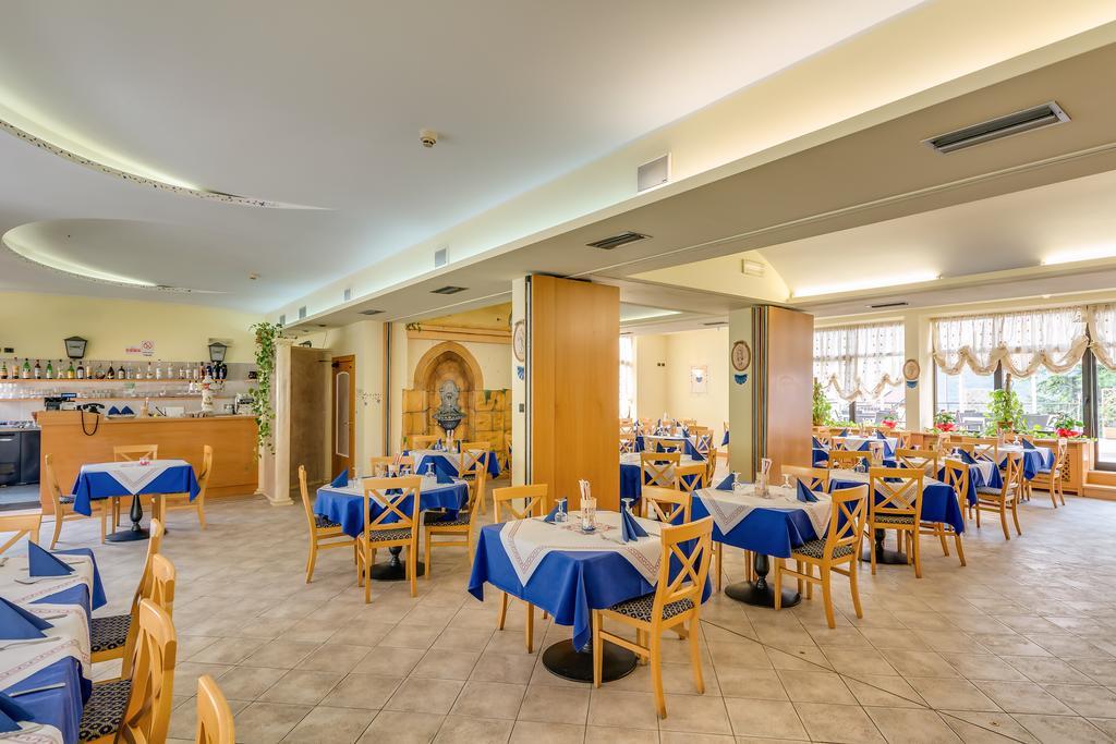 Vigolo Baselga Hotel San Leonardo מראה חיצוני תמונה