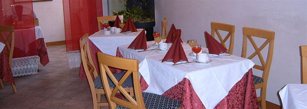 Vigolo Baselga Hotel San Leonardo מראה חיצוני תמונה