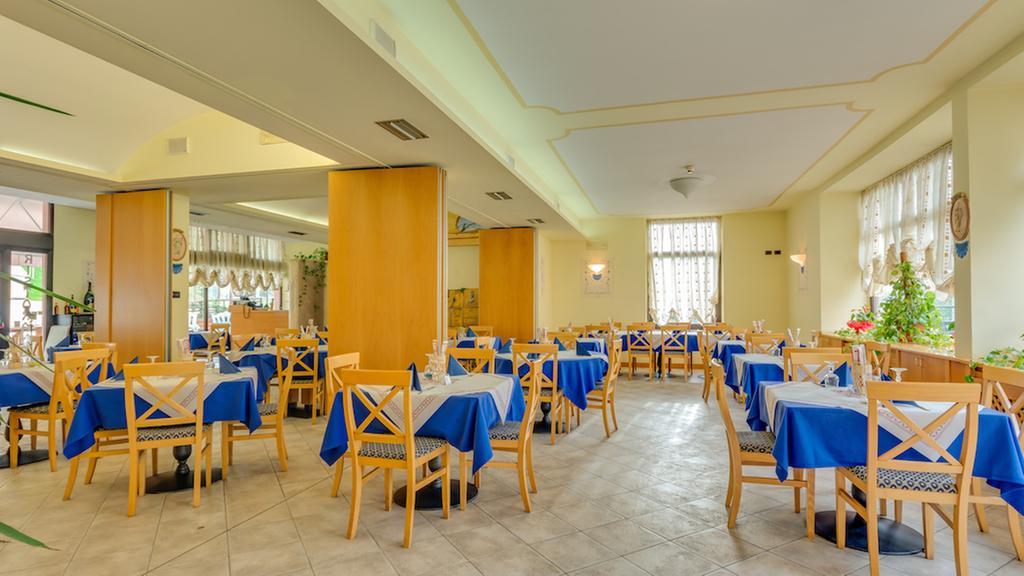Vigolo Baselga Hotel San Leonardo מראה חיצוני תמונה