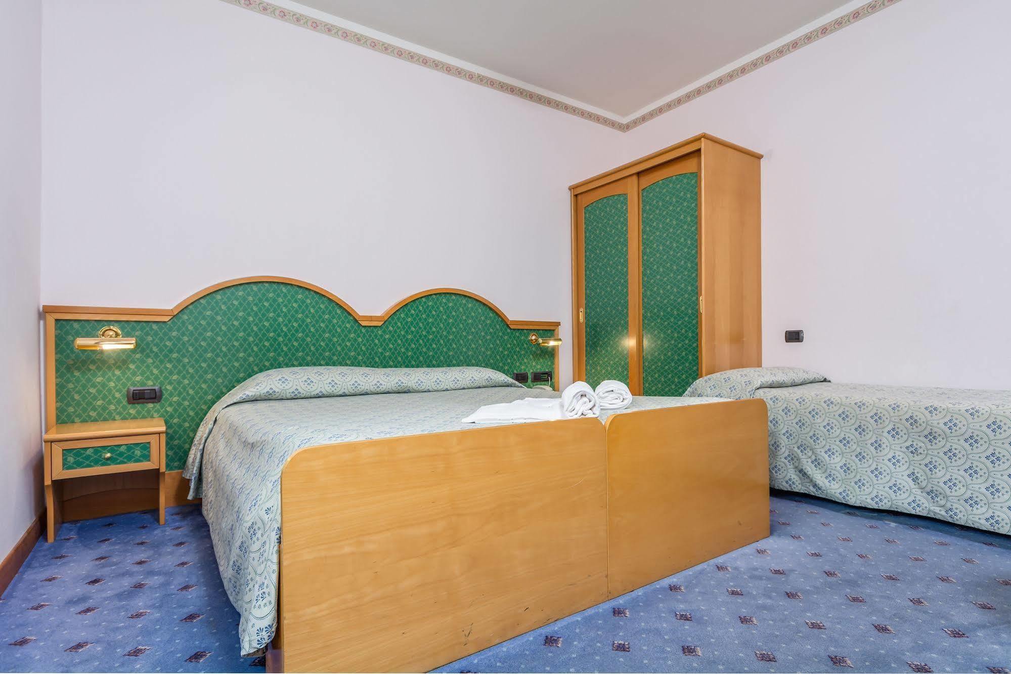 Vigolo Baselga Hotel San Leonardo מראה חיצוני תמונה